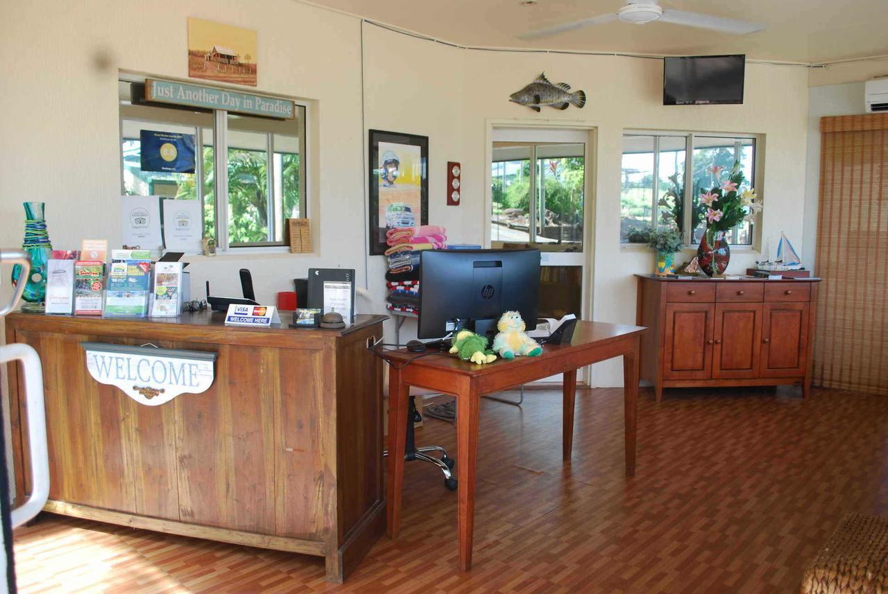 מישן ביץ' Rainforest Motel מראה חיצוני תמונה